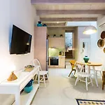 Holiday home Daria's ηome